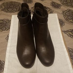 Women boots